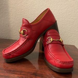 Original Gucci Red Oxford shoes. 100% leather